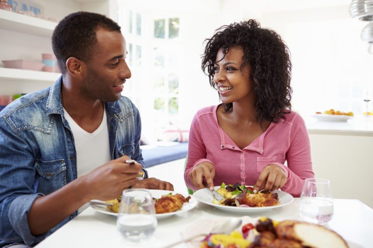 couple eating well to boost male fertility